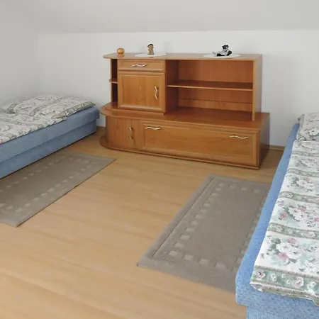 Apartamento Holiday Home In Lubin Near Wollin Park, Cleaning Included