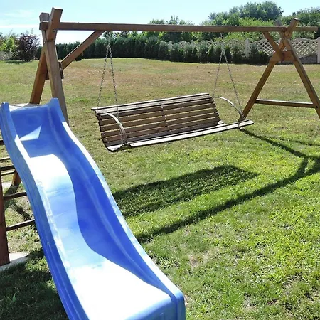 Holiday Home In Lubin Near Wollin Park, Cleaning Included Apartamento